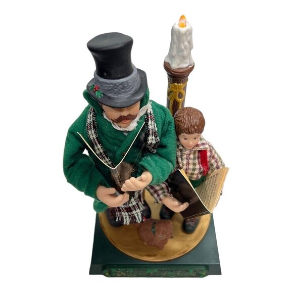 Holiday Creations Dickens Collection Musical Caroler Figure Illuminated Musical - Picture 10 of 16